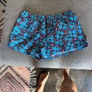 Patagonia barely baggies